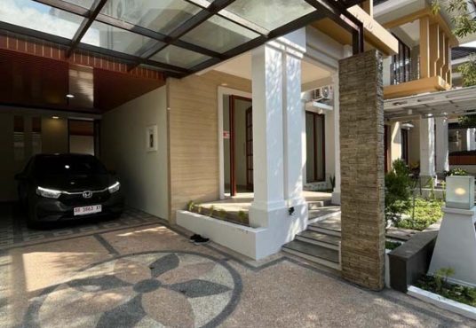 Rumah Mewah 2 Lantai Istimewa di Perumahan Vasana Residence