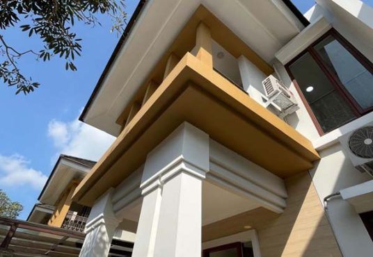 Rumah Mewah 2 Lantai Istimewa di Perumahan Vasana Residence