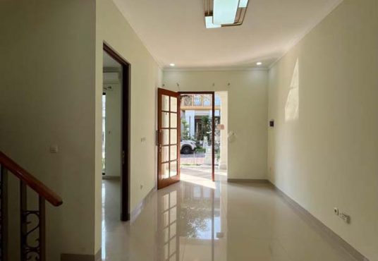 Rumah Mewah 2 Lantai Istimewa di Perumahan Vasana Residence