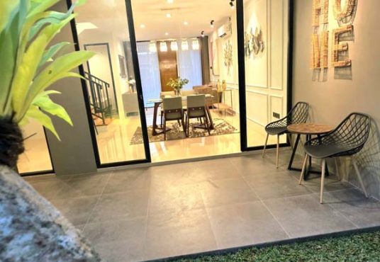 Rumah Mewah 2 Lantai Siap Huni Furnished dekat Jogjabay