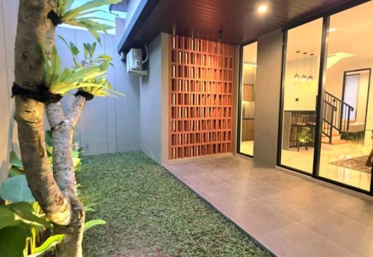 Rumah Mewah 2 Lantai Siap Huni Furnished dekat Jogjabay