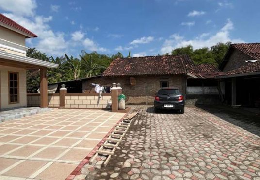 Rumah Baru Gress Limasan Modern Dekat Kampus UAD