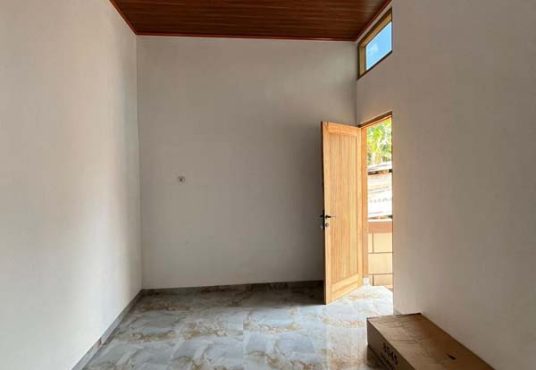 Rumah Baru Gress Limasan Modern Dekat Kampus UAD
