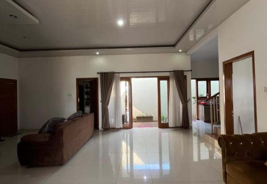 Rumah Mewah 2 Lantai Murah View sawah di Jetis Bantul dekat Pasar Barongan