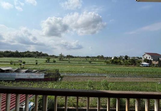 Rumah Mewah 2 Lantai Murah View sawah di Jetis Bantul dekat Pasar Barongan