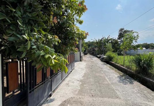 Rumah Mewah 2 Lantai Murah View sawah di Jetis Bantul dekat Pasar Barongan