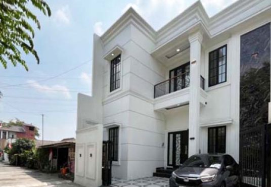 Rumah Mewah Klasik 2 Lantai Pogung dekat Kampus UGM