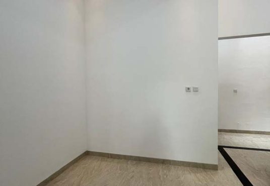 Rumah Mewah Klasik 2 Lantai Pogung dekat Kampus UGM