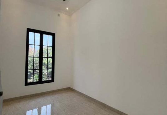 Rumah Mewah Klasik 2 Lantai Pogung dekat Kampus UGM