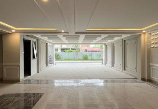 Rumah Mewah Lux 3 Lantai dekat Pusat Kota Jogja