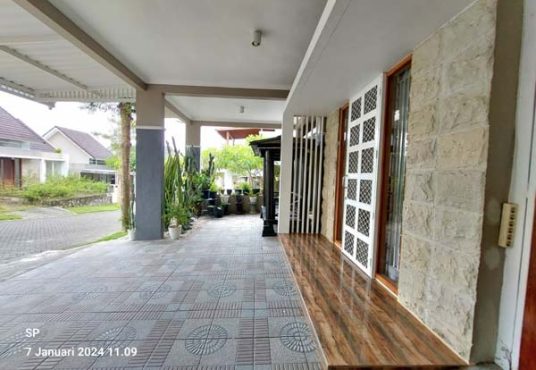 Rumah MEWAH FULLY FURNISHED LUX & INSTAGRAMABLE Perumahan Elite Citra Grand Mutiara