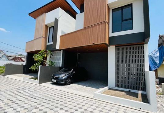 RUMAH MEWAH KONTEMPORER KEKINIAN MODERN 2 LANTAI
