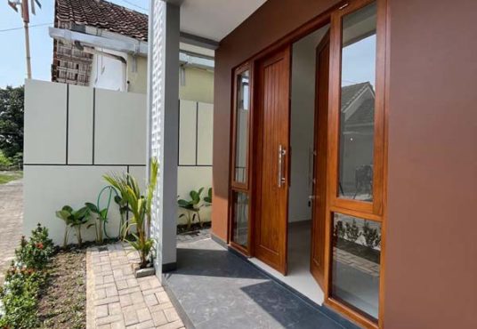 RUMAH BARU MEWAH MODERN Dekat Komplek Pemda Sleman & Pasar Cebongan