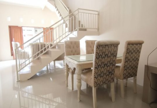 Rumah 2 Lantai Classic Modern Siap Huni Di Krapyak Sewon