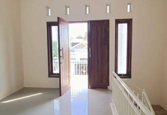 Rumah 2 Lantai Classic Modern Siap Huni Di Krapyak Sewon