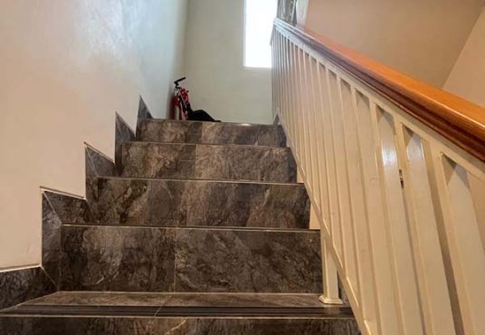 Rumah 2 Lantai di Gentan Jl. Kaliurang km 10 dekat UII dan UGM