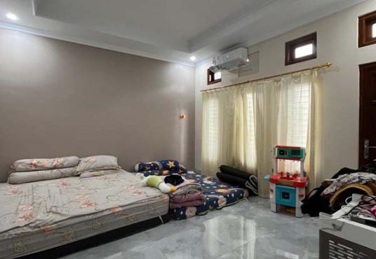 Rumah 2 Lantai di Gentan Jl. Kaliurang km 10 dekat UII dan UGM