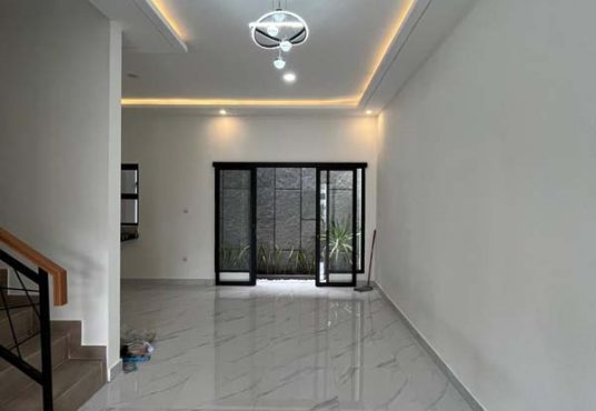 Rumah 2 lantai Siap Huni Jakal km 8 dekat UGM