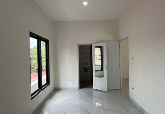 Rumah 2 lantai Siap Huni Jakal km 8 dekat UGM