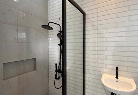 Rumah 2 lantai Siap Huni Jakal km 8 dekat UGM