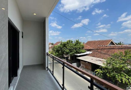 Rumah 2 lantai Siap Huni Jakal km 8 dekat UGM