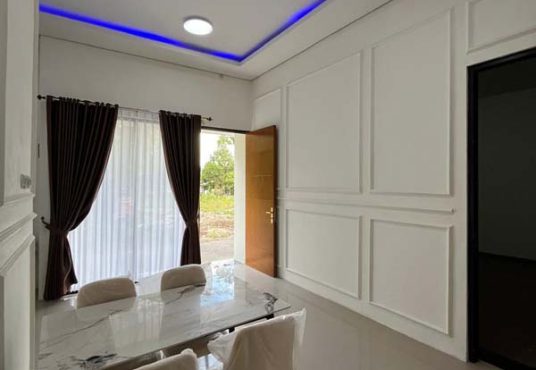 Rumah Mewah 2 Lantai Kontemporer di Jl. Kaliurang Km 13 dekat Kampus UII