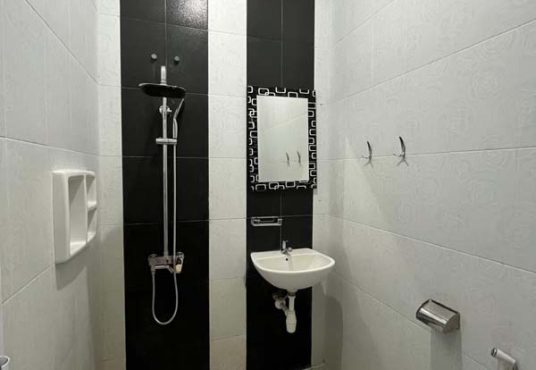 RUMAH CANTIK TERAWAT LIKE NEW JALAN KALIURANG KM 8.5 DEKAT UGM