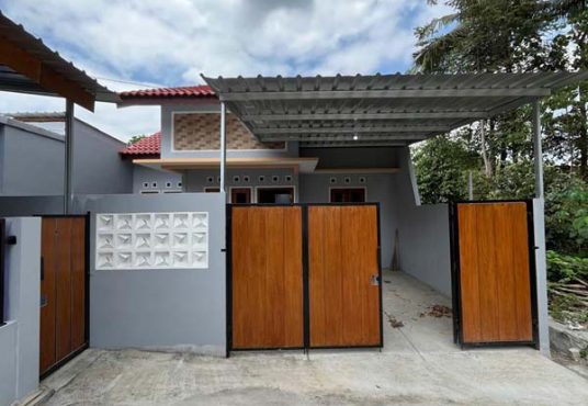 Rumah Baru Siap Huni dekat Pasar Jangkang