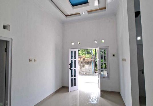 Rumah murah klasik-modern imut di Imogiri Barat