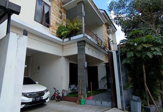 Rumah Mewah 2 lantai Tanah Luas di Kadisoka Timur Jogjabay Waterpark