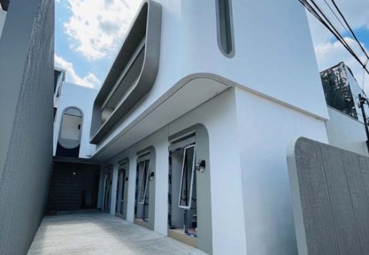 KOST EKSKLUSIF MODERN 10 KAMAR FULL FURNISHED LOKASI PREMIUM CONDONG CATUR