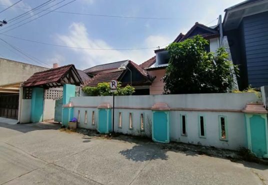 Rumah 2 lantai Tanah luas di belakang Indoluxe Hotel Lempongsari