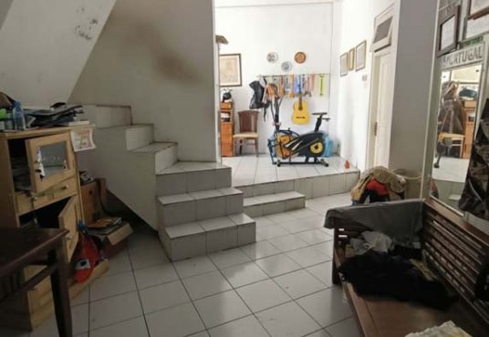 Rumah 2 lantai Tanah luas di belakang Indoluxe Hotel Lempongsari