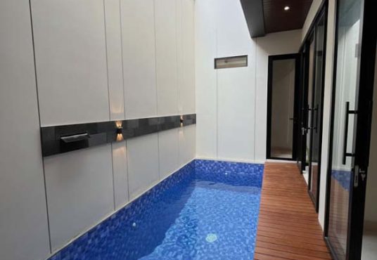 Rumah Mewah 2 Lantai Kontemporer Kolam Renang Jl. Palagan Dekat Kampus UGM