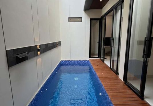 Rumah Mewah 2 Lantai Kontemporer Kolam Renang Jl. Palagan Dekat Kampus UGM