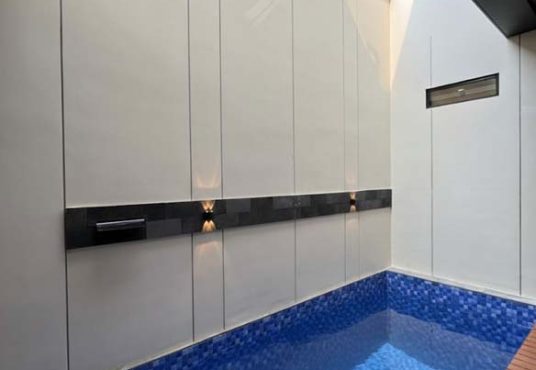 Rumah Mewah 2 Lantai Kontemporer Kolam Renang Jl. Palagan Dekat Kampus UGM