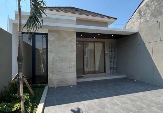 Rumah Mewah Limasan Modern Kekinian di Purwomartani Kalasan Sleman