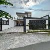 Rumah Mewah Luas Kolam Renang dekat RSA UGM