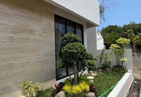 Rumah Mewah 2 Lantai Exclusive dalam Cluster dekat Kantor Pemda Wates