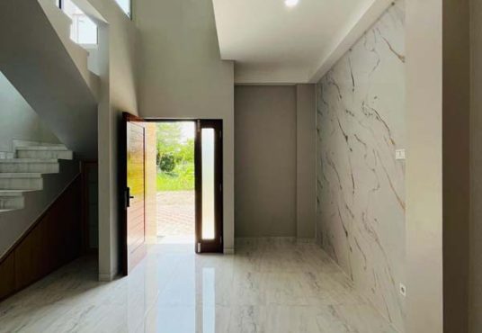 Rumah Mewah 2 Lantai Exclusive dalam Cluster dekat Kantor Pemda Wates