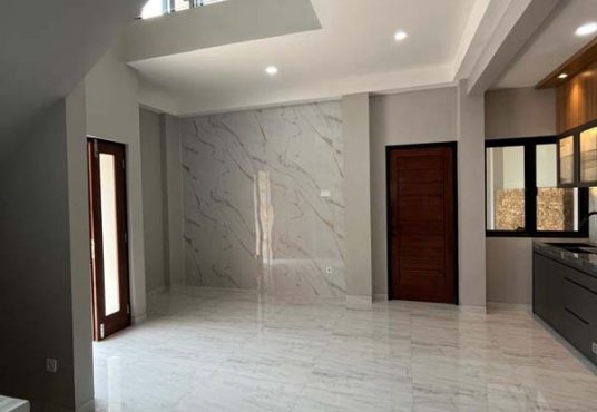 Rumah Mewah 2 Lantai Exclusive dalam Cluster dekat Kantor Pemda Wates