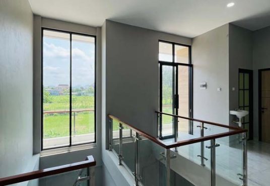 Rumah Mewah 2 Lantai Exclusive dalam Cluster dekat Kantor Pemda Wates