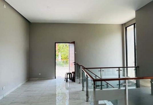 Rumah Mewah 2 Lantai Exclusive dalam Cluster dekat Kantor Pemda Wates