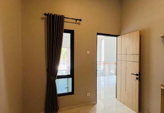 Rumah Mewah 2 Lantai Exclusive dalam Cluster dekat Kantor Pemda Wates