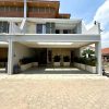 RUMAH MEWAH 2 LANTAI FULL FURNISHED Dalam Cluster Eksklusif di Dalam Ringroad Gedongkuning