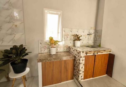 RUMAH CANTIK KEKINIAN FULL FURNISHED DALAM PERUMAHAN BANGUNTAPAN ASRI