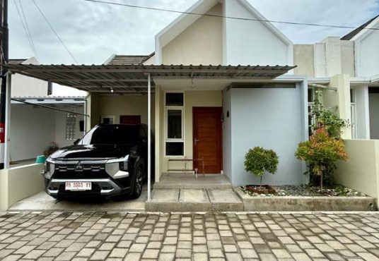 Rumah Cantik Bergaya Scandinavian di Jalan Imogiri Timur dekat Kampus UAD