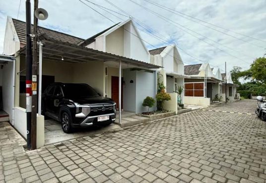 Rumah Cantik Bergaya Scandinavian di Jalan Imogiri Timur dekat Kampus UAD