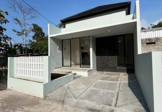 Rumah Cantik Limasan Modern di Karangjati Tamantirto dekat Kampus UMY