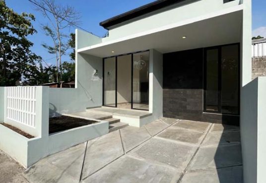 Rumah Cantik Limasan Modern di Karangjati Tamantirto dekat Kampus UMY